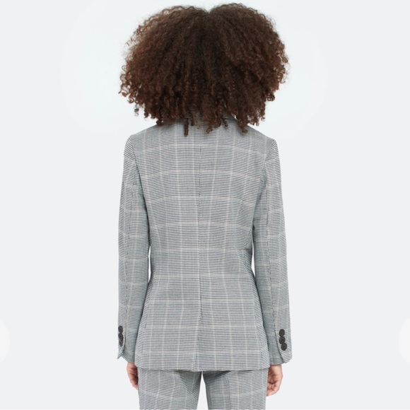 cupcakes and cashmere
Thames Blazer
Excellent condition - Picture 3 of 4